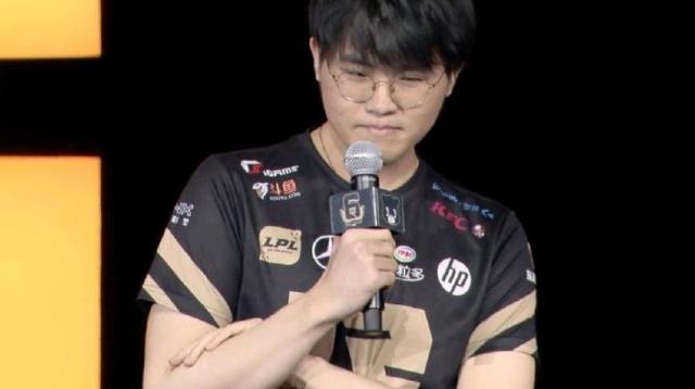 首尔主帅：成都防守做得很好，很遗憾我们没能创造太多机会