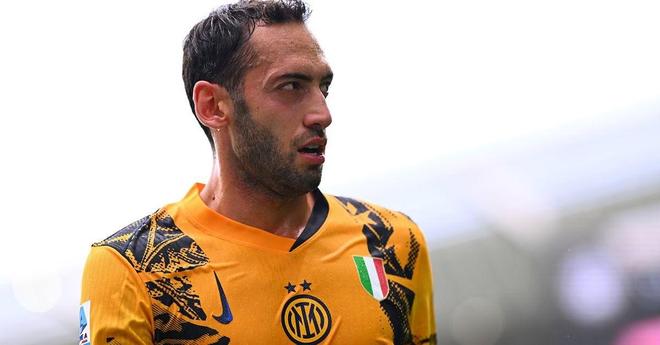 意媒：库普梅纳斯转型中卫表现亮眼，尤文中场补强成当务之急